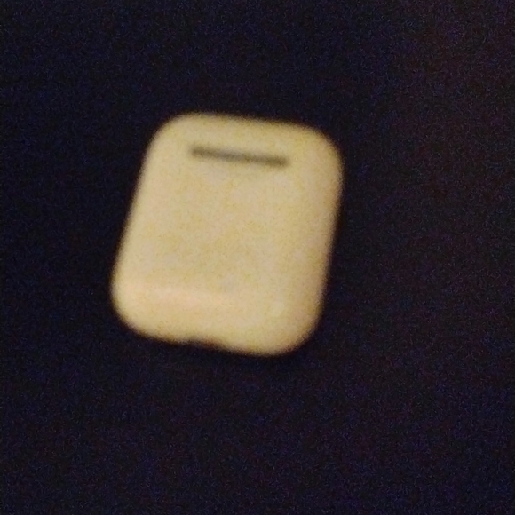 Apple airpod case